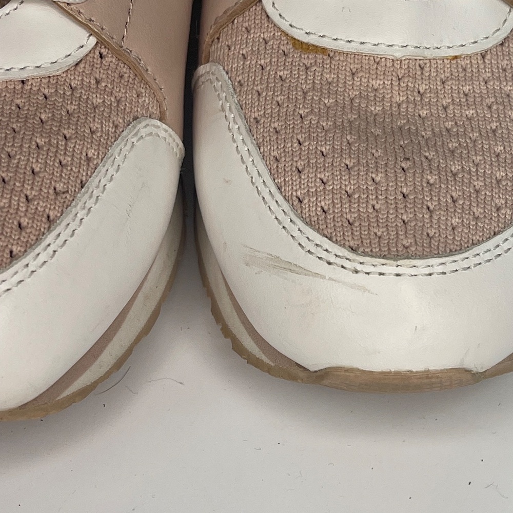 Women’s Michael Kors Size 6 Pink Tennis Shoes with Gold Accents - Picture 8 of 8